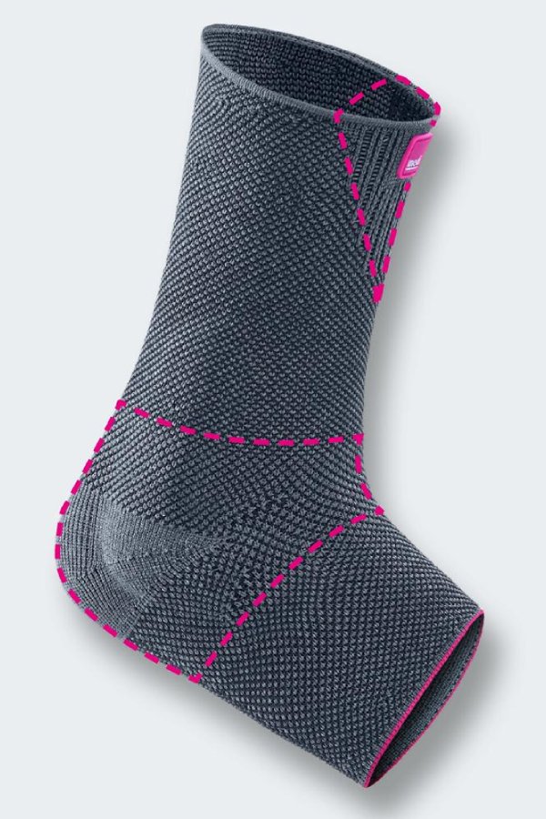 feat-100x100-Levamed-Dehnungs-Entlastungszone.tif-Product-lifestyle-1to1 LEVAMED® potpora za skočni zglob. - Image 1